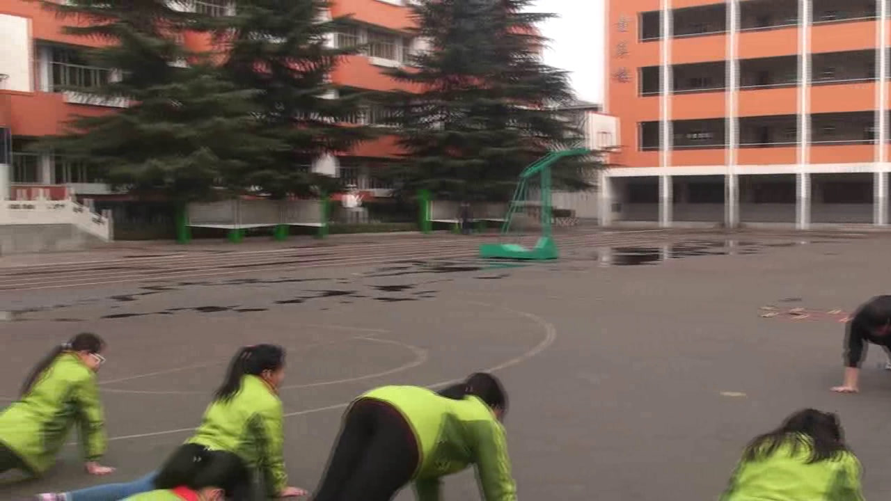 人教2011版体育与健康五至六年级《3.山羊分腿腾越的学练》山西张老师-省一等奖