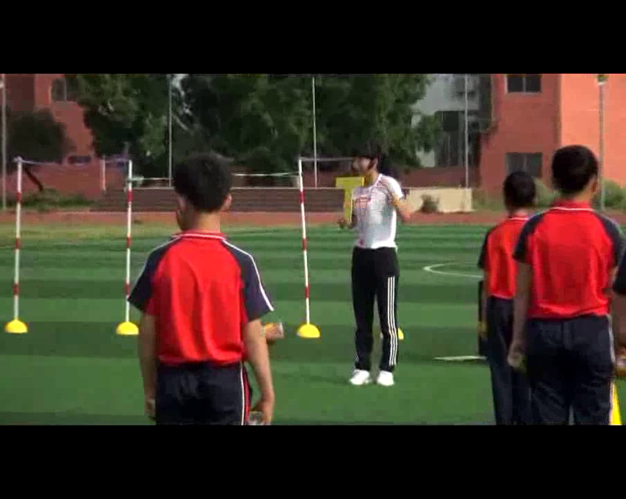 人教2011版体育与健康五至六年级《4校园集体舞童，》福建郭老师-市一等奖