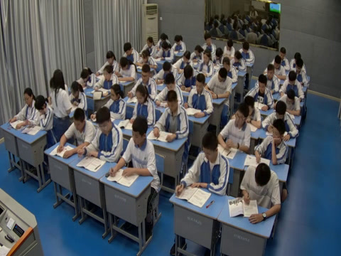 人教版道德与法治八下《国家司法机关》湖南赵老师-全国一等奖