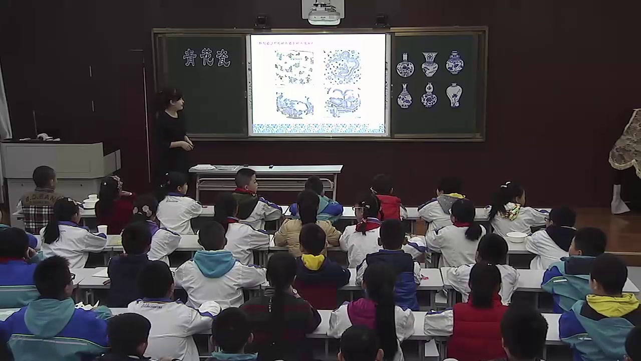 湘美版美术五上《12.青花瓷》甘肃赵老师-省一等奖