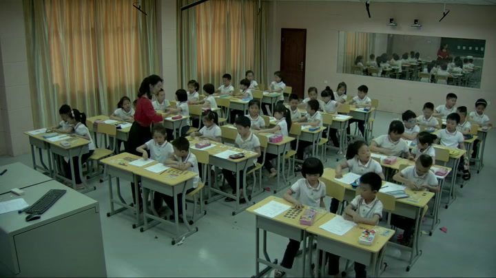 苏教版数学二上《2.平均分（二）平均分成几份》湖南尹老师-省一等奖