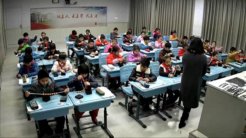 苏教版数学三上《●间隔排列》江苏刘老师-全国一等奖