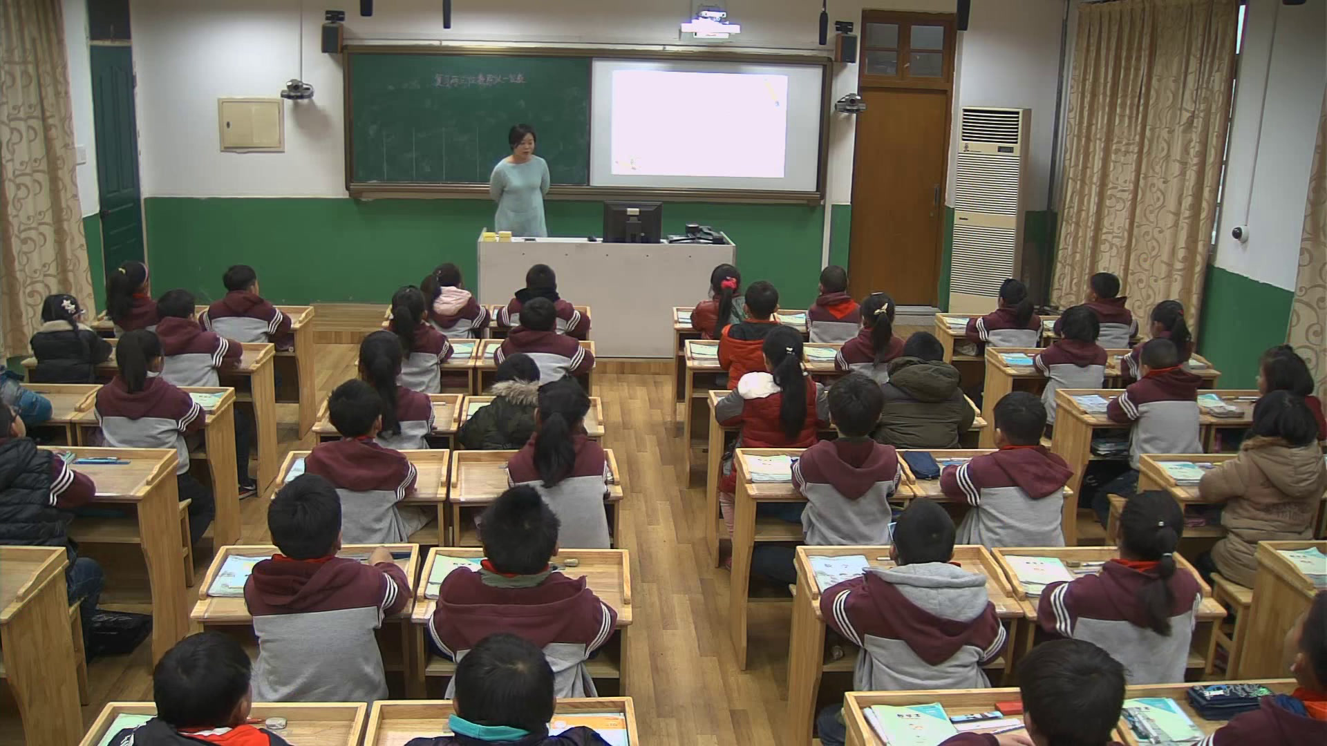 苏教版数学三上《2.两、三位数除以一位数复习》江苏杨老师-市一等奖