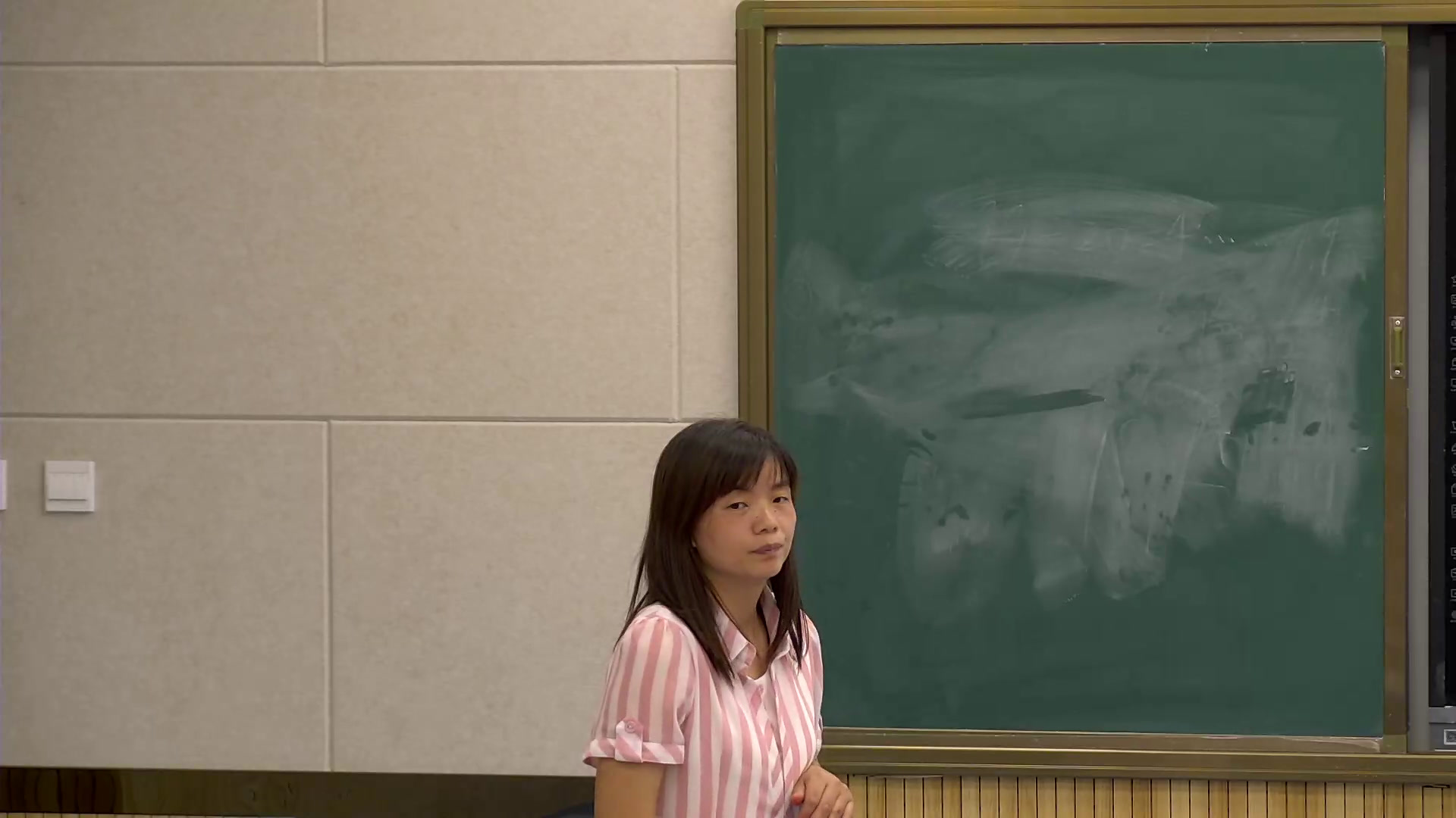 苏教版数学四上《1、从前面、右面和上面观察物体》安徽朱老师-市一等奖