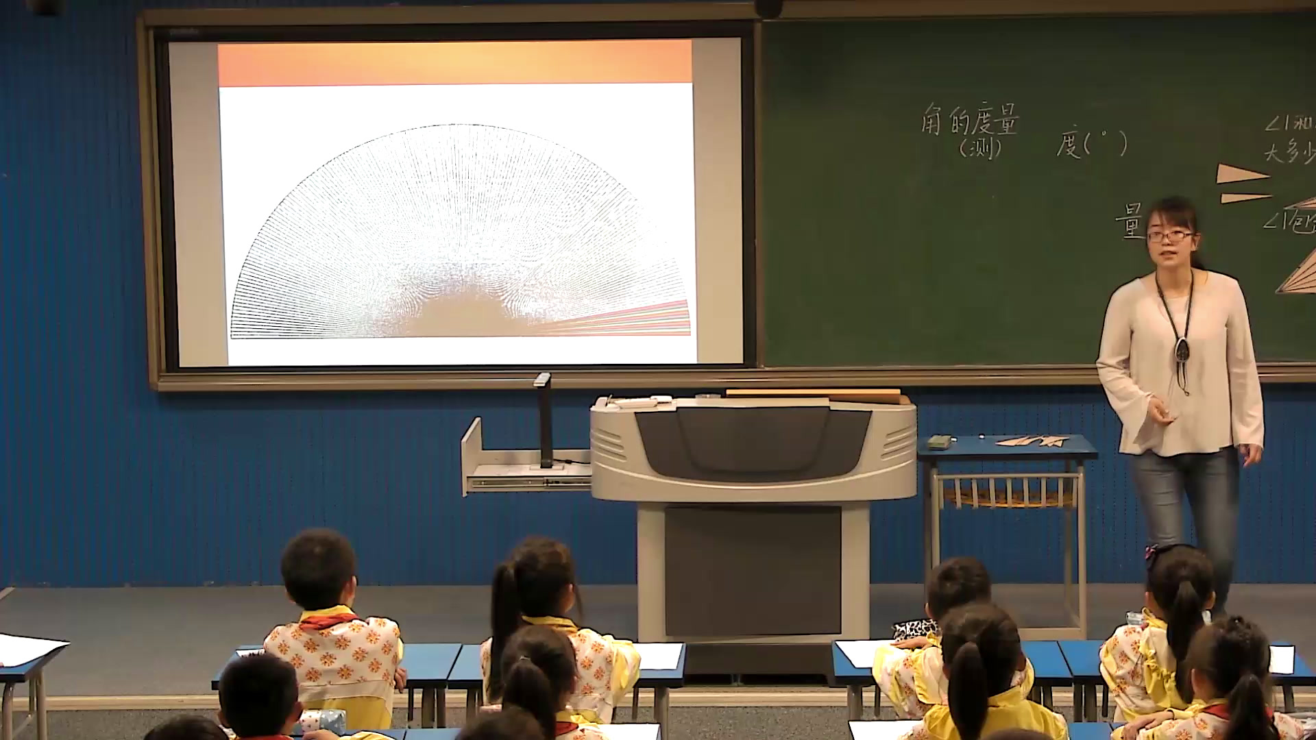 冀教版数学四上《角的认识和度量》云南段老师-市一等奖