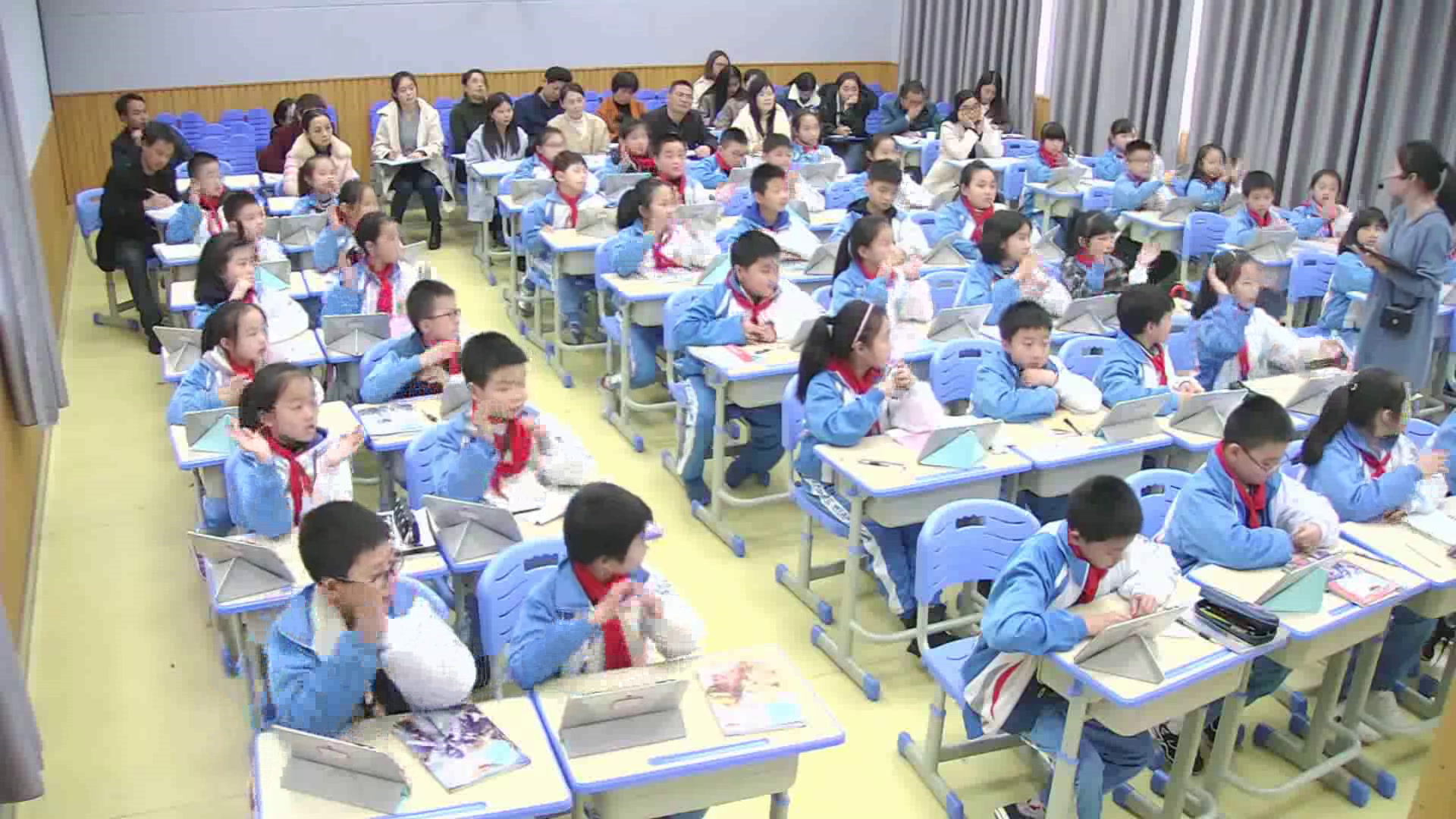 冀教版数学五上《体验随机现象发生的可能性的大小》安徽杨老师-市一等奖