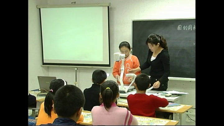 冀教版数学六上《探索圆的周长公式》河北孙老师-全国一等奖