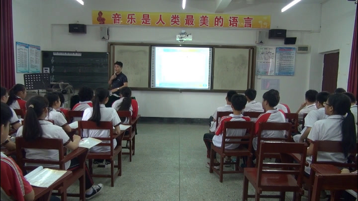湘文艺版音乐八下《打靶归来》广西莫老师-市一等奖