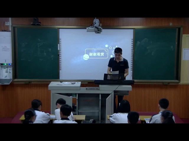 粤教花城版音乐八下《无伴奏合唱《半个月亮爬上来》》广东陈老师-县级优课