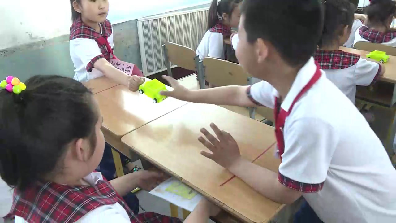 苏教版科学二上《9.动起来与停下来》辽宁戚老师-市一等奖