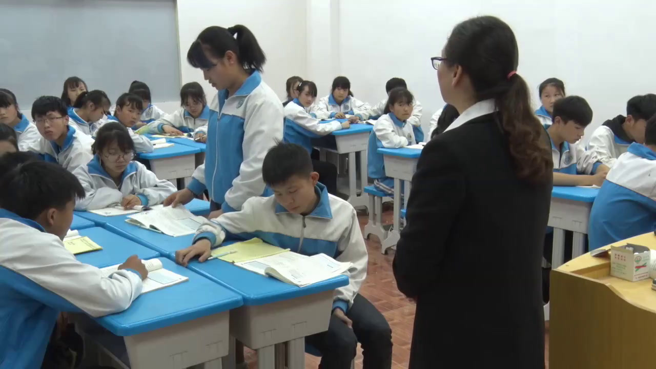 初中安全教育7—9年级《预防和应对社会暴力伤害事件的发生》四川常老师-市一等奖