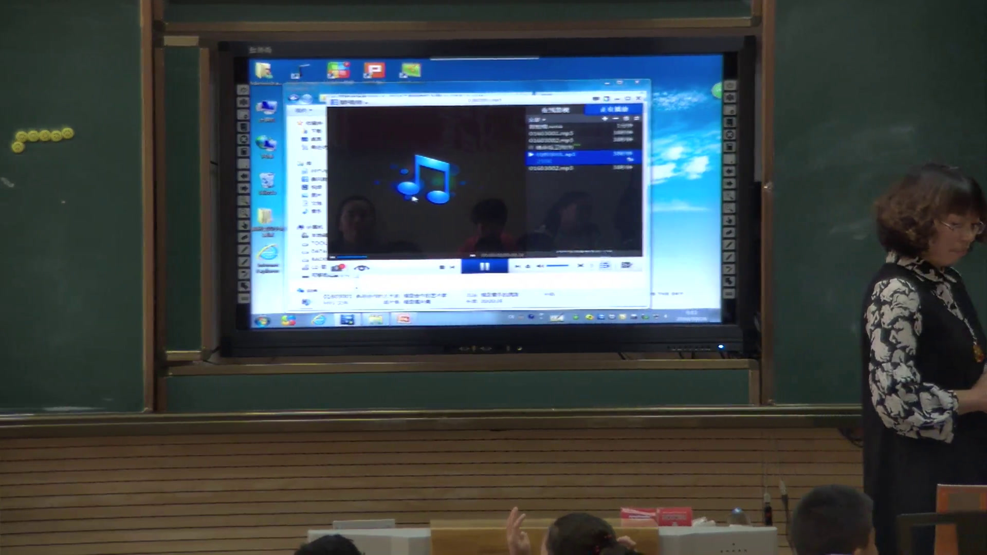 人教版音乐三上《唱歌　老爷爷赶鹅》内蒙王老师-市一等奖
