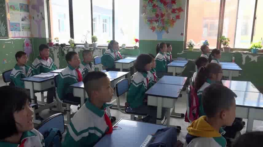 人教版音乐六上《唱歌　一个妈妈的女儿》甘肃独老师-县级优课