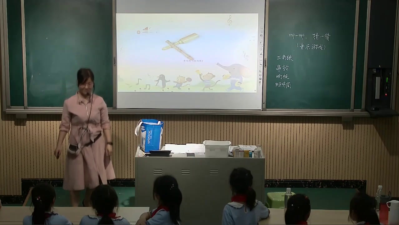 湘文艺版本音乐二上《（音乐游戏）听一听猜一猜》湖南蒋老师-市一等奖