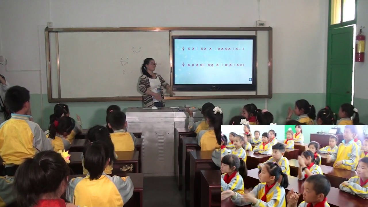 湘文艺版本音乐二上《（演唱）大钟和小钟》湖北胡老师-县级优课