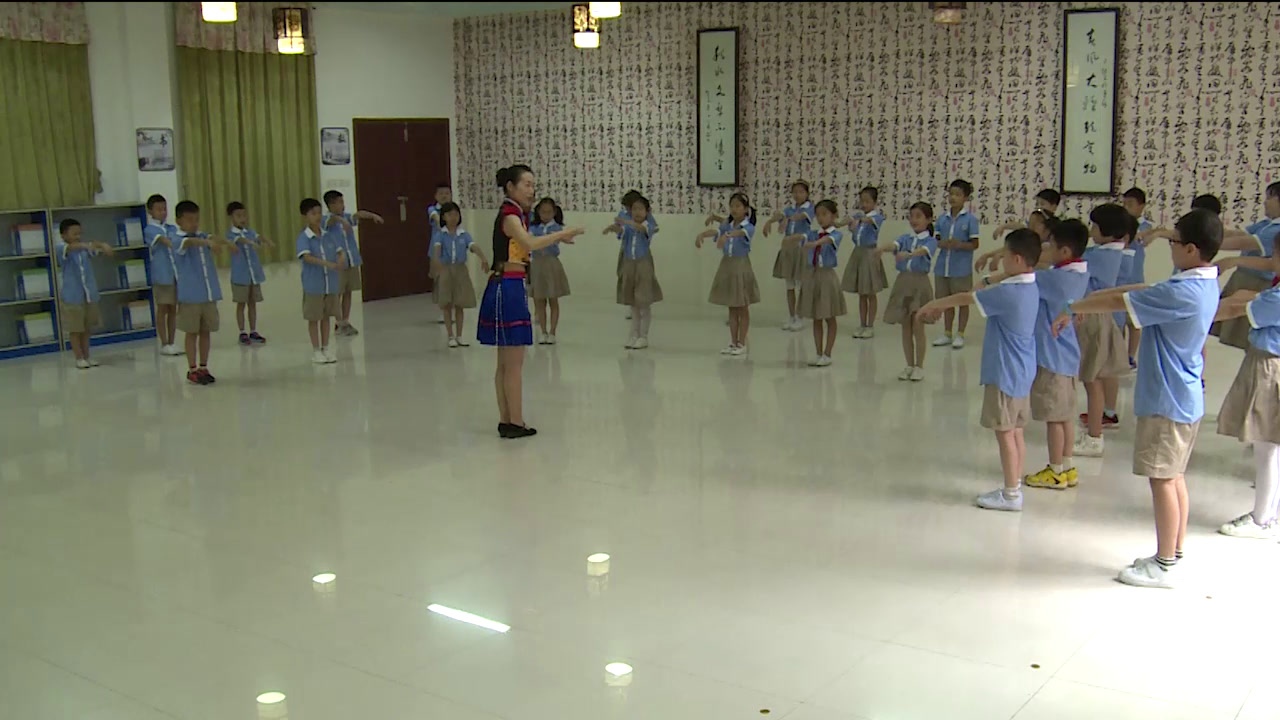 湘文艺版本音乐三上《（集体舞）摆手舞》湖南刘老师-省一等奖