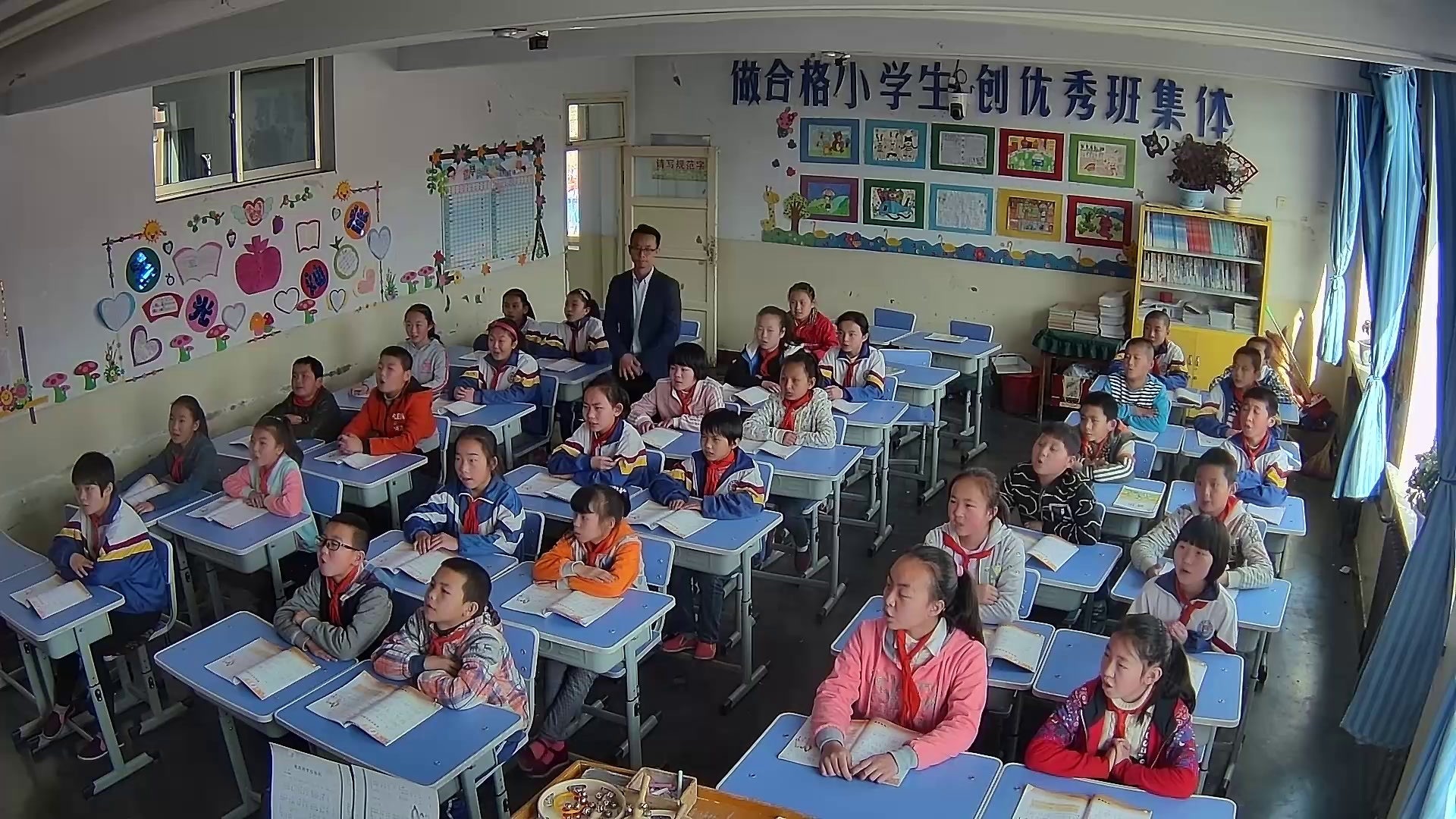 湘文艺版本音乐五上《（演唱）我跟阿爹拉骆驼》甘肃梁老师-县级优课