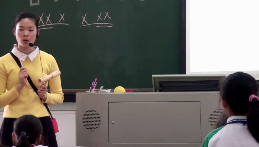 花城粤教版音乐三上《歌曲《嘀哩嘀哩》》广东江老师-县级优课