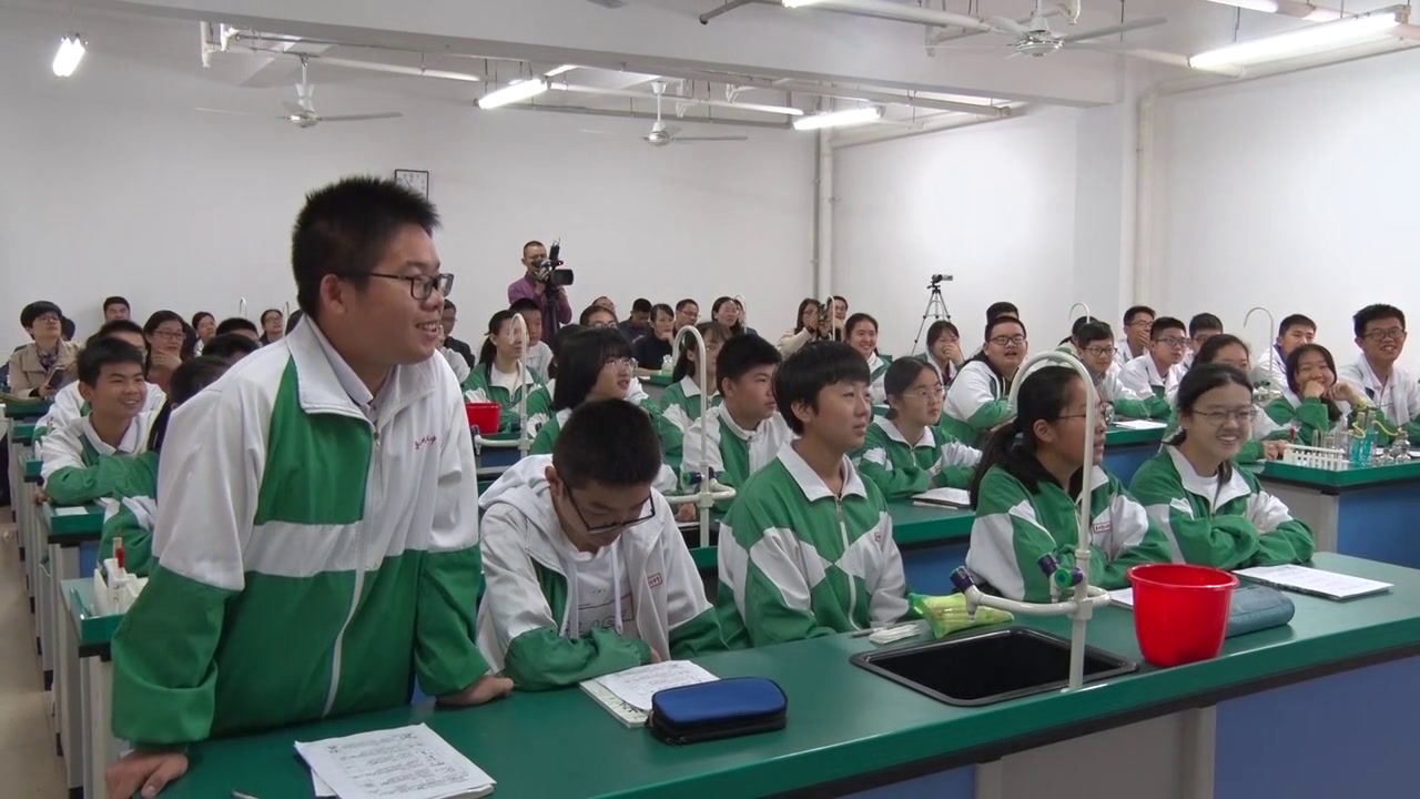 泸教版化学九下《基础实验8酸与碱的化学性质》福建李老师-省一等奖
