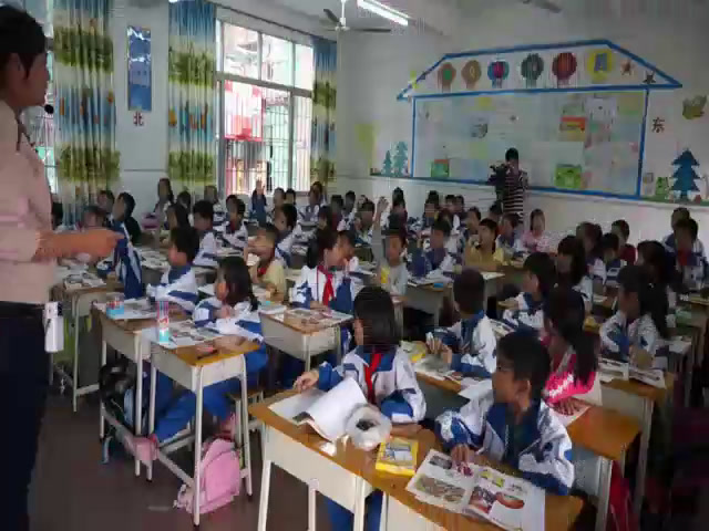 岭南版美术三上《3.肚子里的故事》广东李老师-市一等奖
