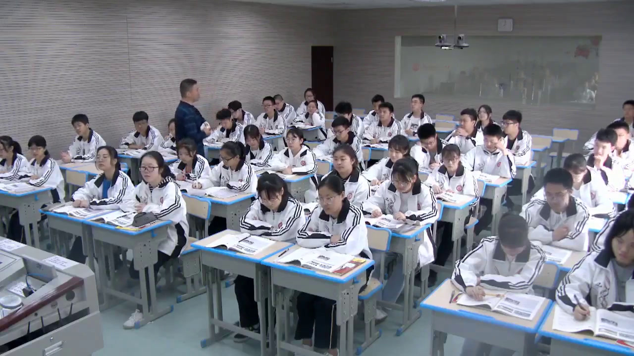 人教版政治必修2《中国共产党的宗教工作基本方针》福建老师-市一等奖