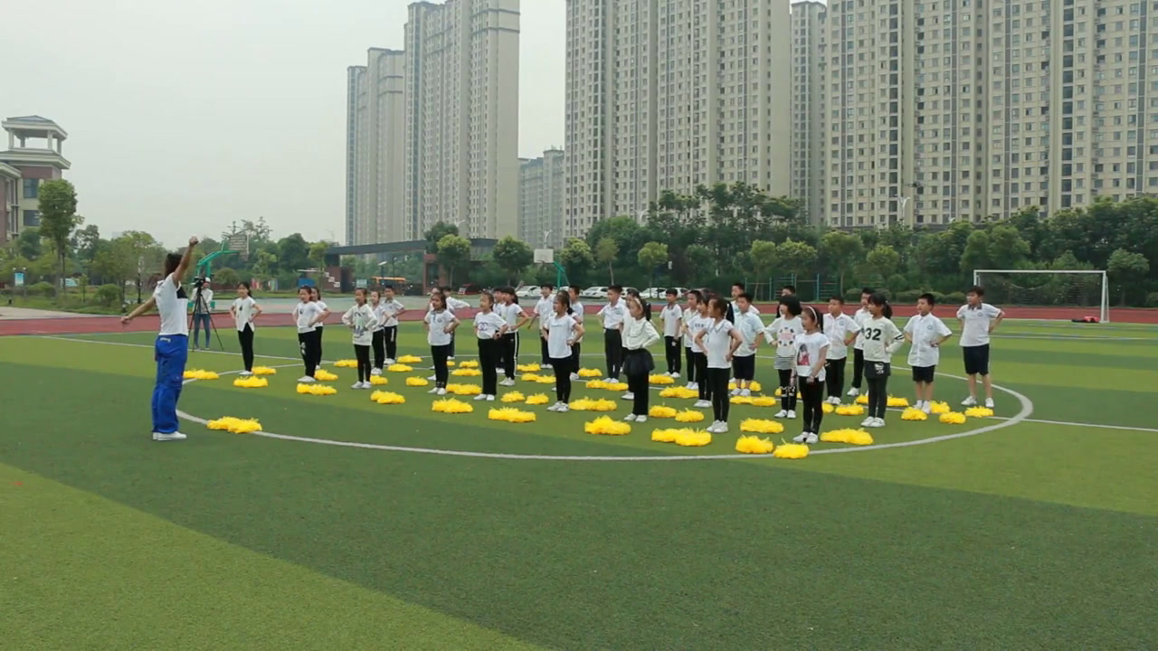体育三四年级《韵律活动和舞蹈》安徽许老师-省一等奖
