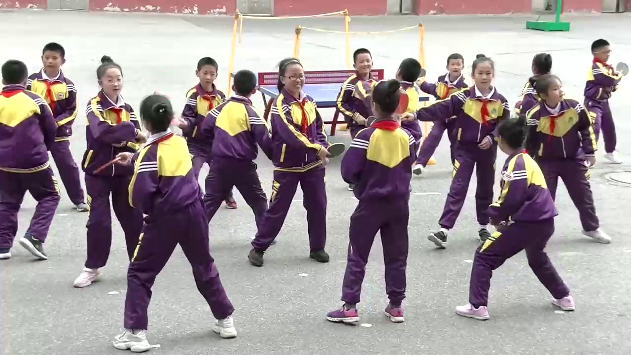 体育三四年级《乒乓球》吉林隋老师-省一等奖