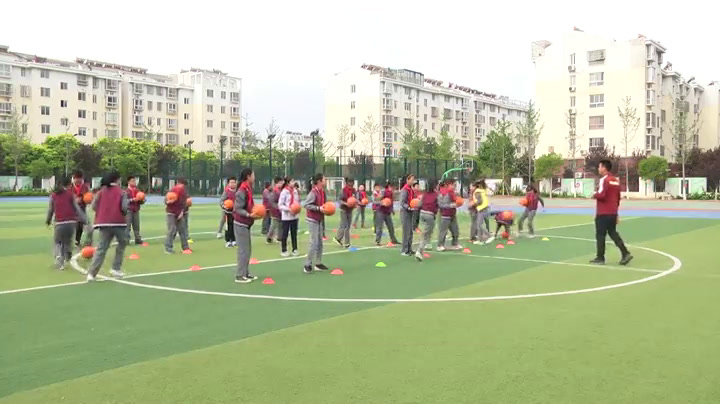  体育五六年级《软式排球》江苏张老师-省一等奖
