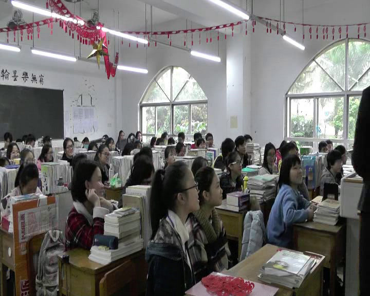 人美版美术《美术鉴赏》《第十六课美在民间永不朽--中国民间美术》广西李老师-省一等奖