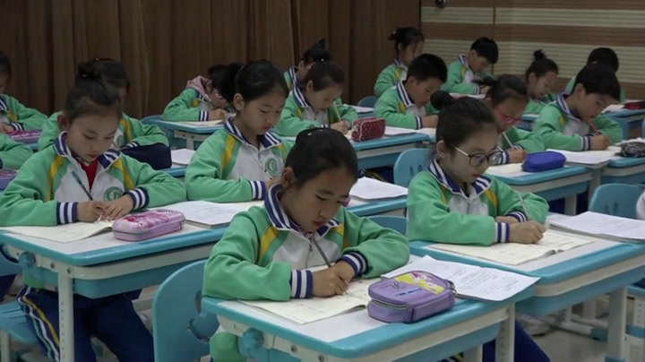 部编版小学语文三下《16小真的长头发》辽宁韩老师-省一等奖