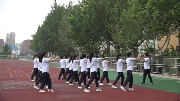 人教版高中体育《5.女子防身术》辽宁老师-市一等奖