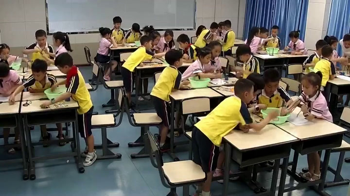 教科2017版科学二下.《1.磁铁能吸引什么》四川罗老师-省一等奖