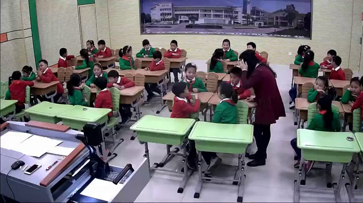 苏教版数学二下《●测定方向》江苏史老师-全国一等奖