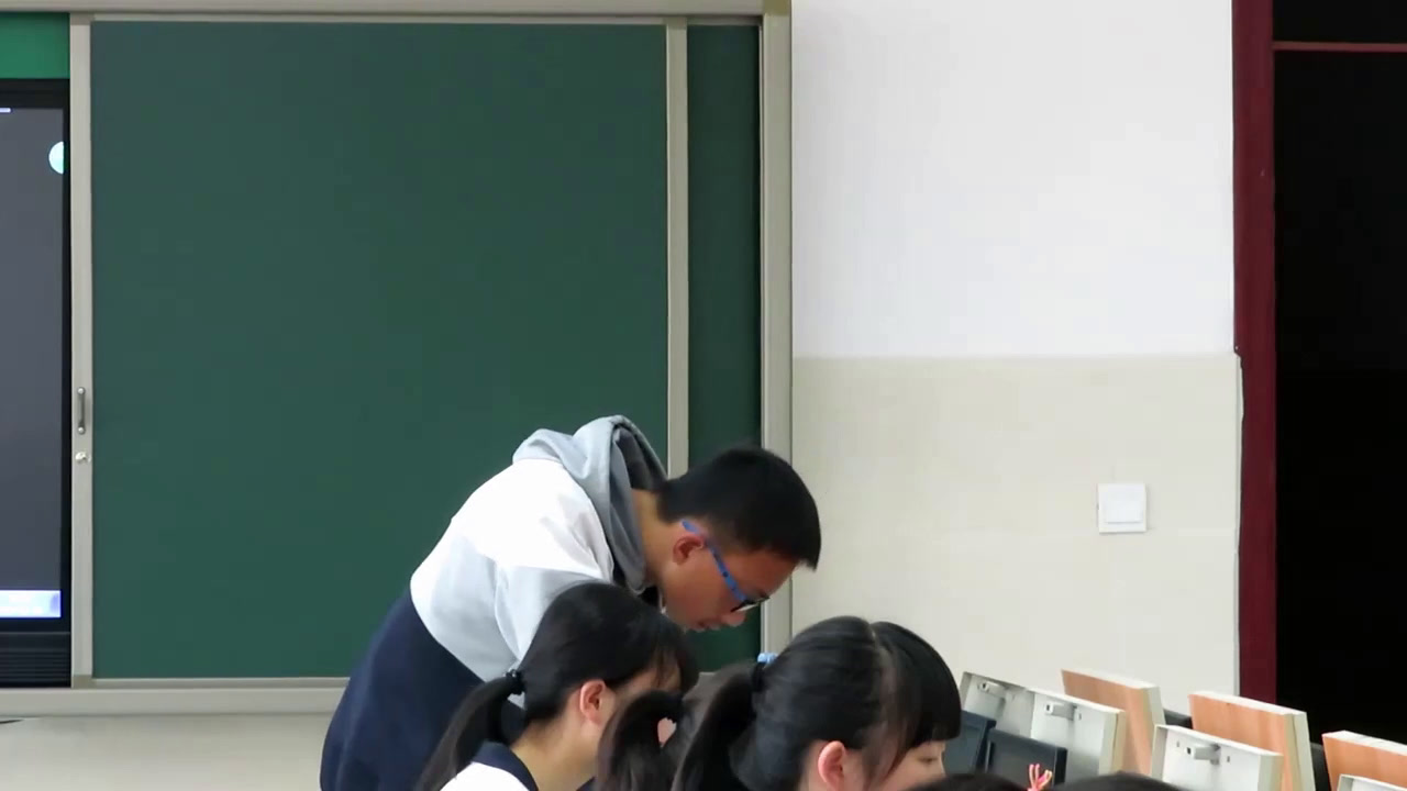 粤教版必修信息技术基础《4.1编制计算机程序解决问题》贵州王老师-省一等奖