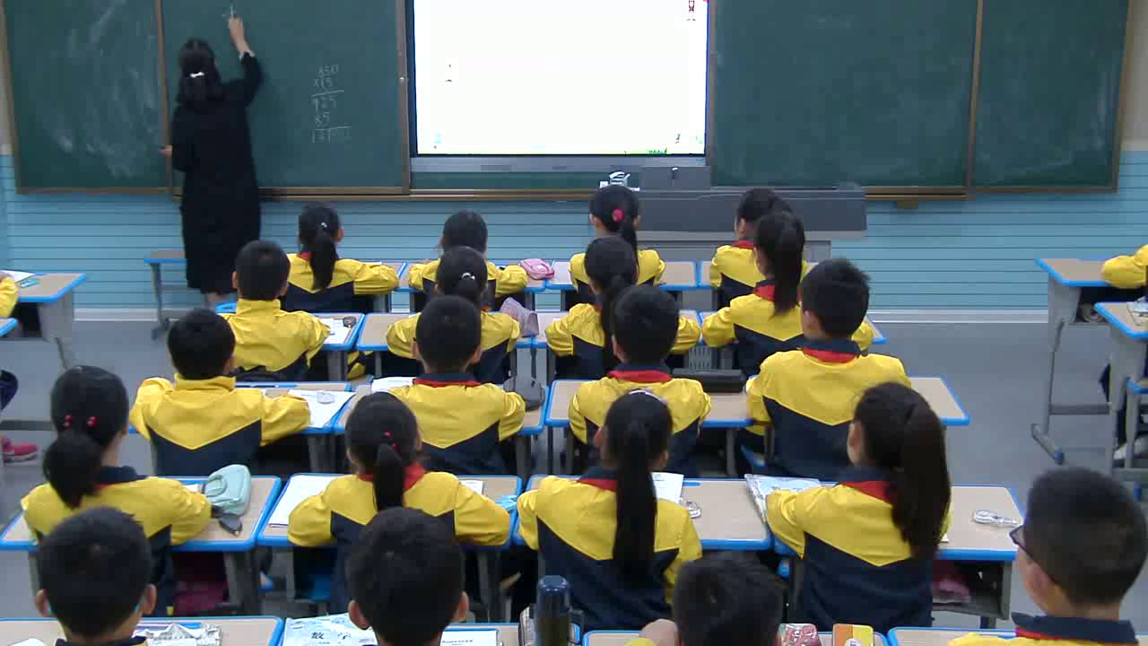 苏教版数学四下《5、乘数末尾有0的乘法》安徽谢老师-全国一等奖