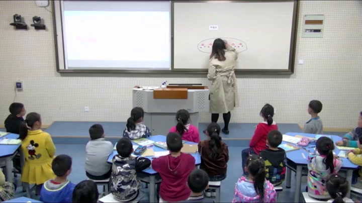 苏教版数学三下《七分数的初步认识（二）（通用）》江苏于老师-市一等奖