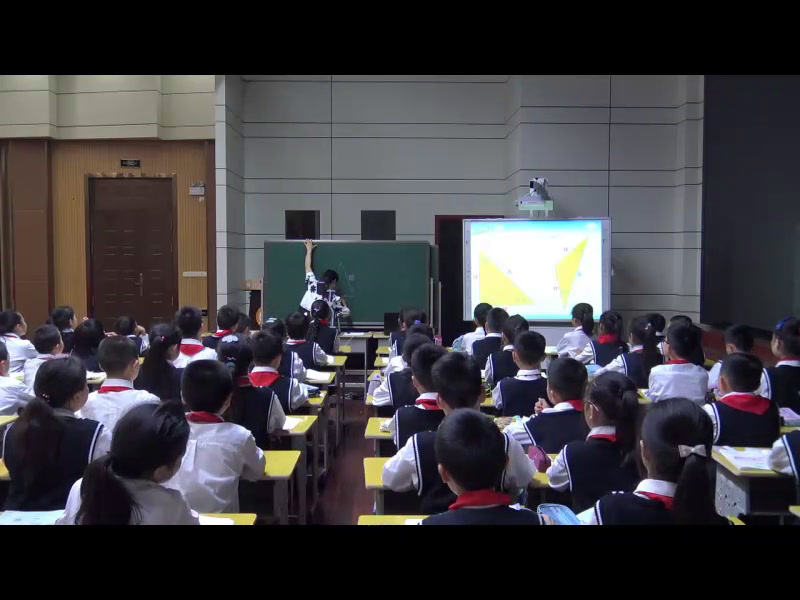 苏教版数学四下《5、等腰三角形和等边三角形》江苏徐老师-市一等奖
