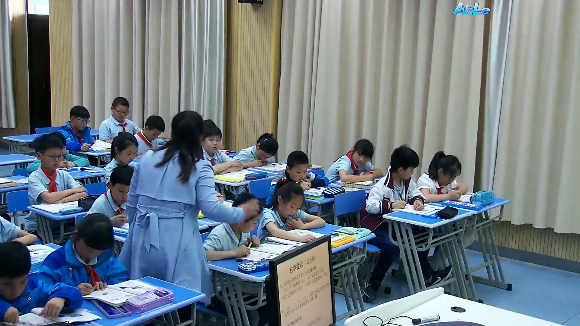苏教版数学四下《3、认识整亿数》安徽吴老师-市一等奖