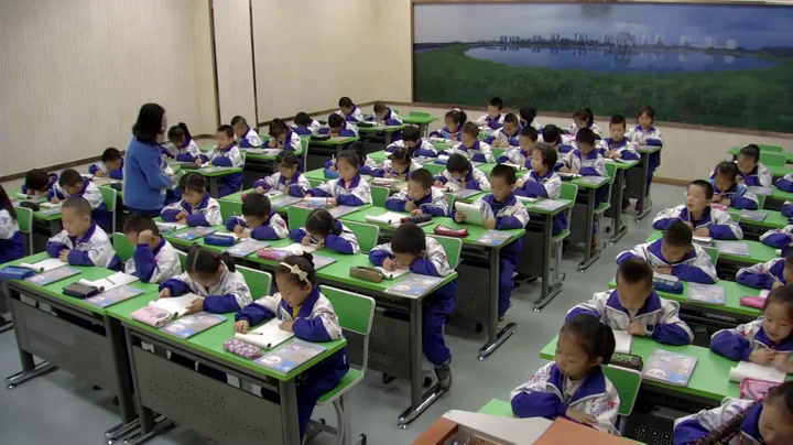 冀教版数学一下《用语言描述两个数的大小》甘肃邓老师-省一等奖