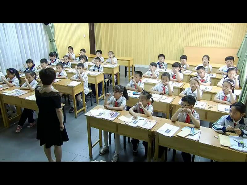 冀教版数学二下《认识厘米并测量》河北郭老师-全国一等奖