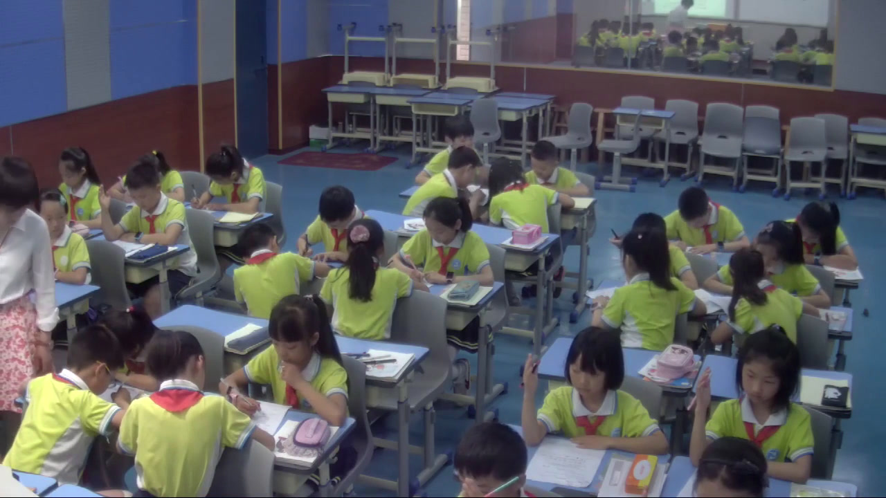 冀教版数学四下《乘法简便运算》四川王老师-市一等奖
