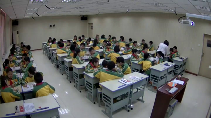 冀教版数学五下《认识轴对称图形》河北于老师-市一等奖