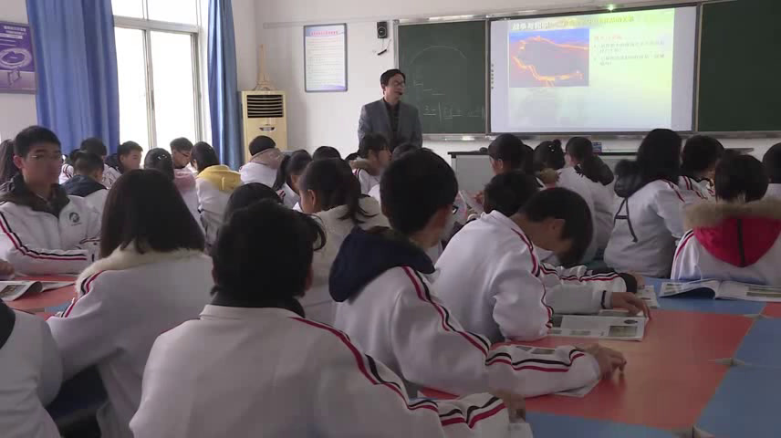 湘美版高中美术《第六课战争与和平》湖北袁老师-市一等奖