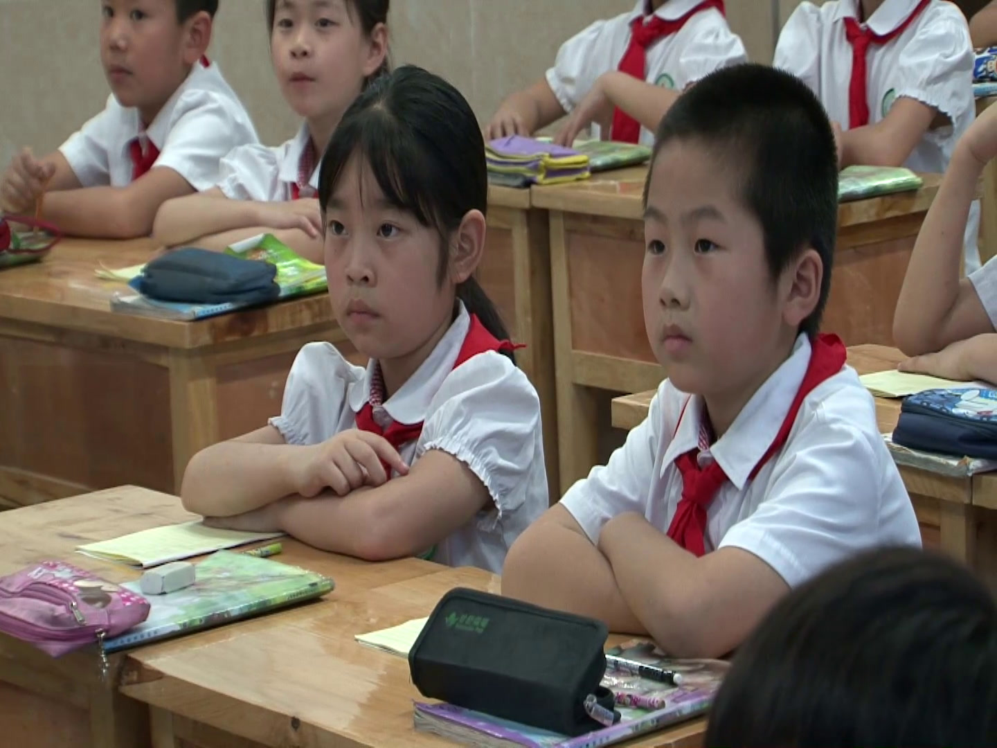 西南师大版数学二下《三位数的加法》重庆杨老师-全国一等奖