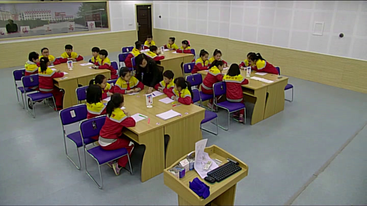 西南师大版数学四下《含有中括号的四则混合运算》辽宁石老师-市一等奖