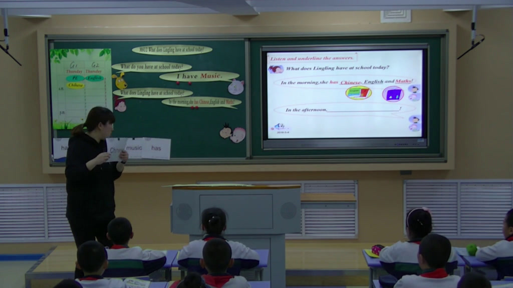 外研版英语三下《Unit2WhatdoesLinglinghaveatschool》辽宁王老师-市一等奖