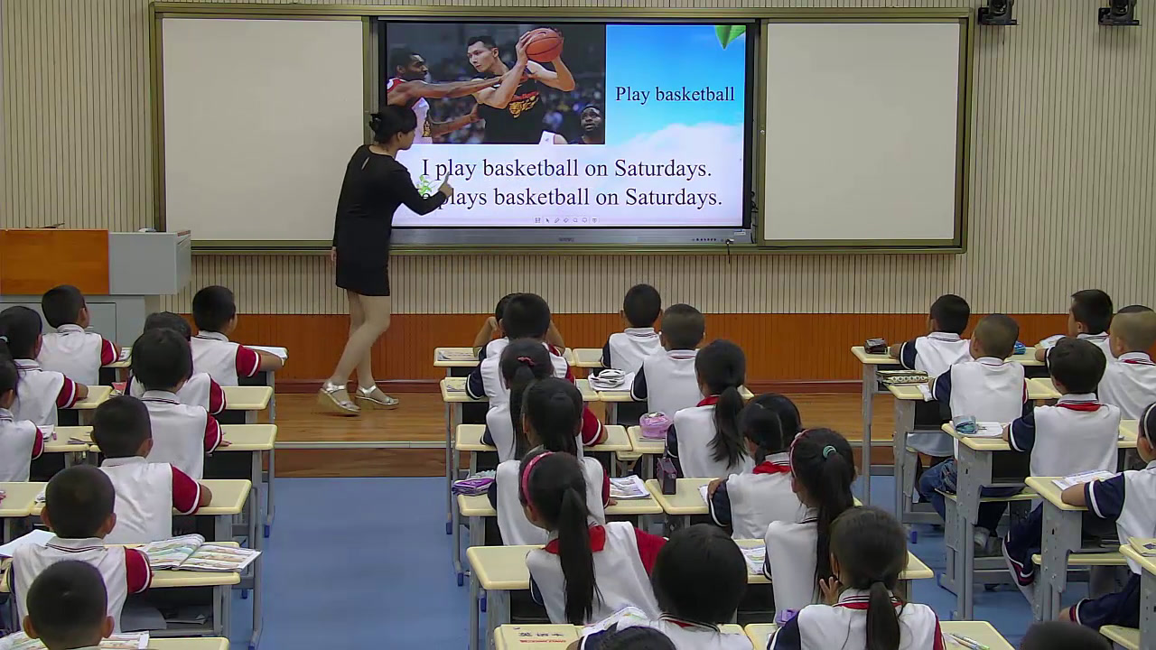 外研版英语三下《Unit1ShegoestoschoolonMondays.》甘肃薛老师-市一等奖