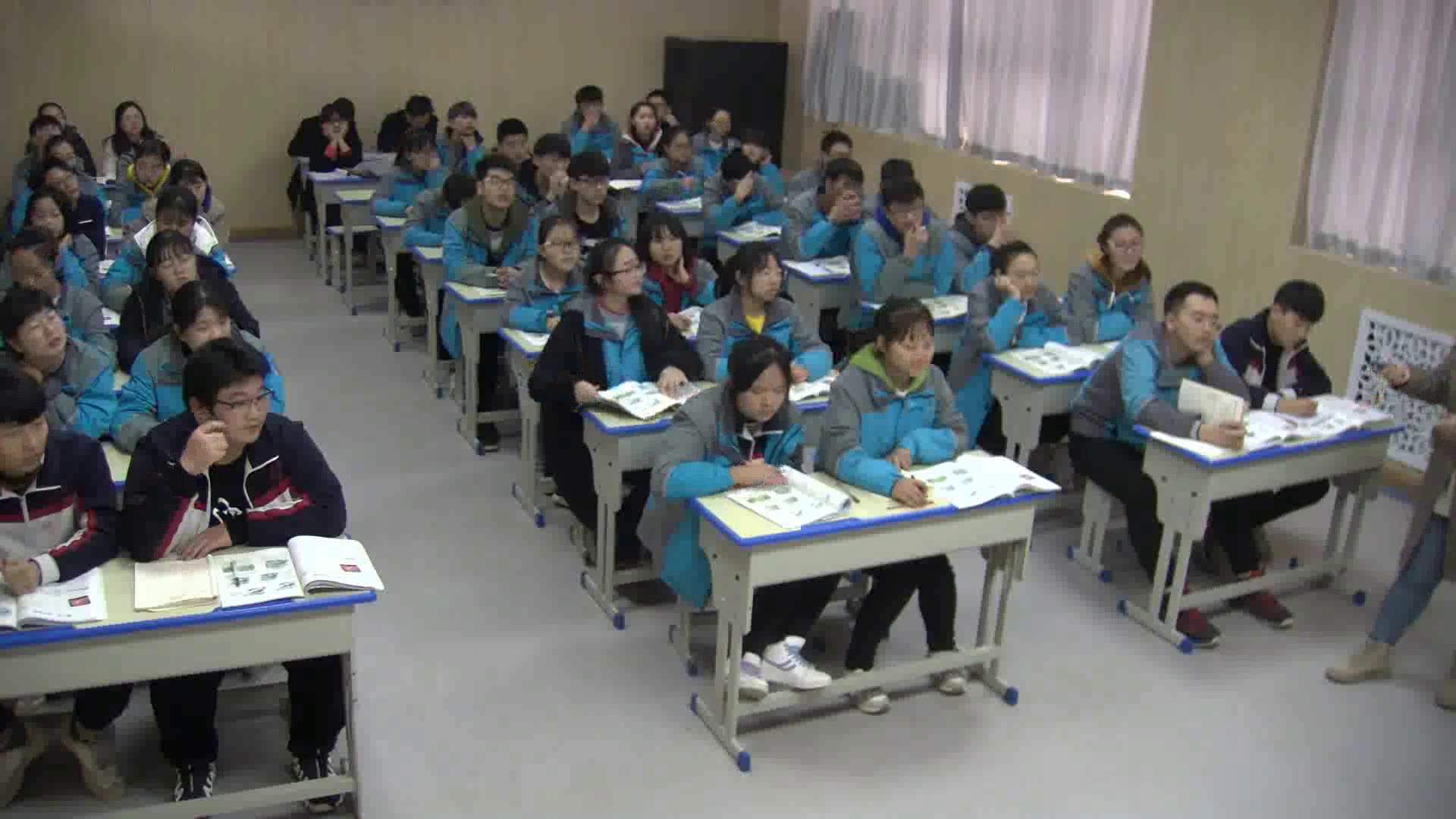 苏教版生物必修3《群落演替的概念与类型》陕西薛老师-县级优课