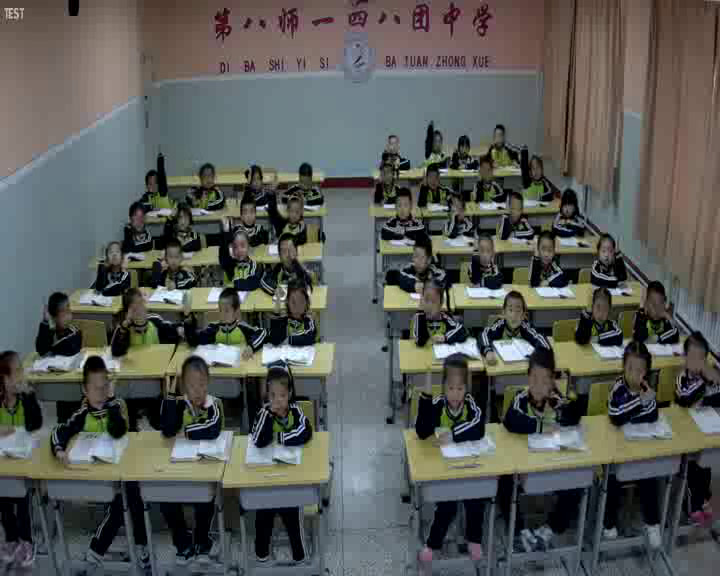 部编版语文一下《和大人一起读谁和谁好》新疆李老师-省一等奖