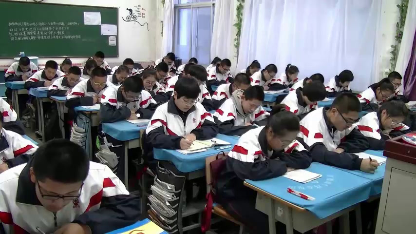 外研版英语必修5 Module 4 《Listening and vocabulary》辽宁杨老师-市一等奖
